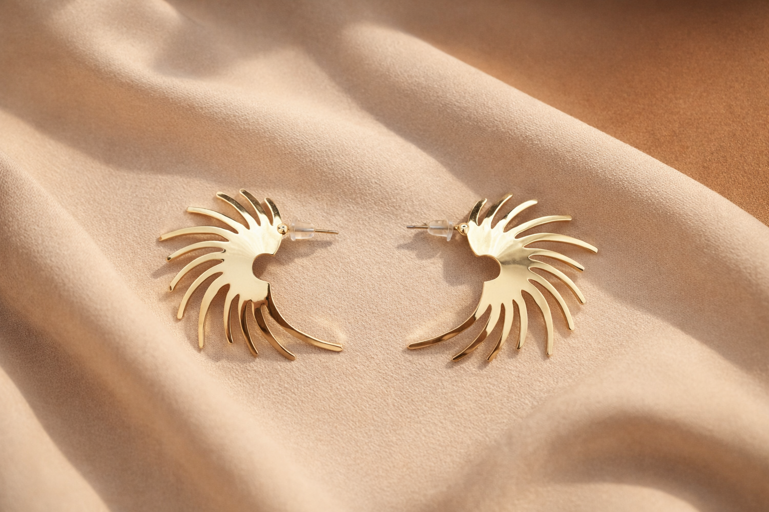 Solara Gold Güneş Küpe