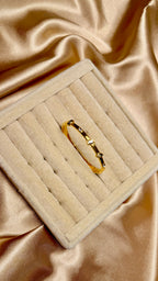 Geometrik Taşlı Çelik Bileklik