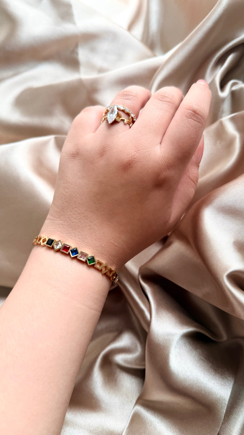 Renkli Taşlı Çelik Bileklik