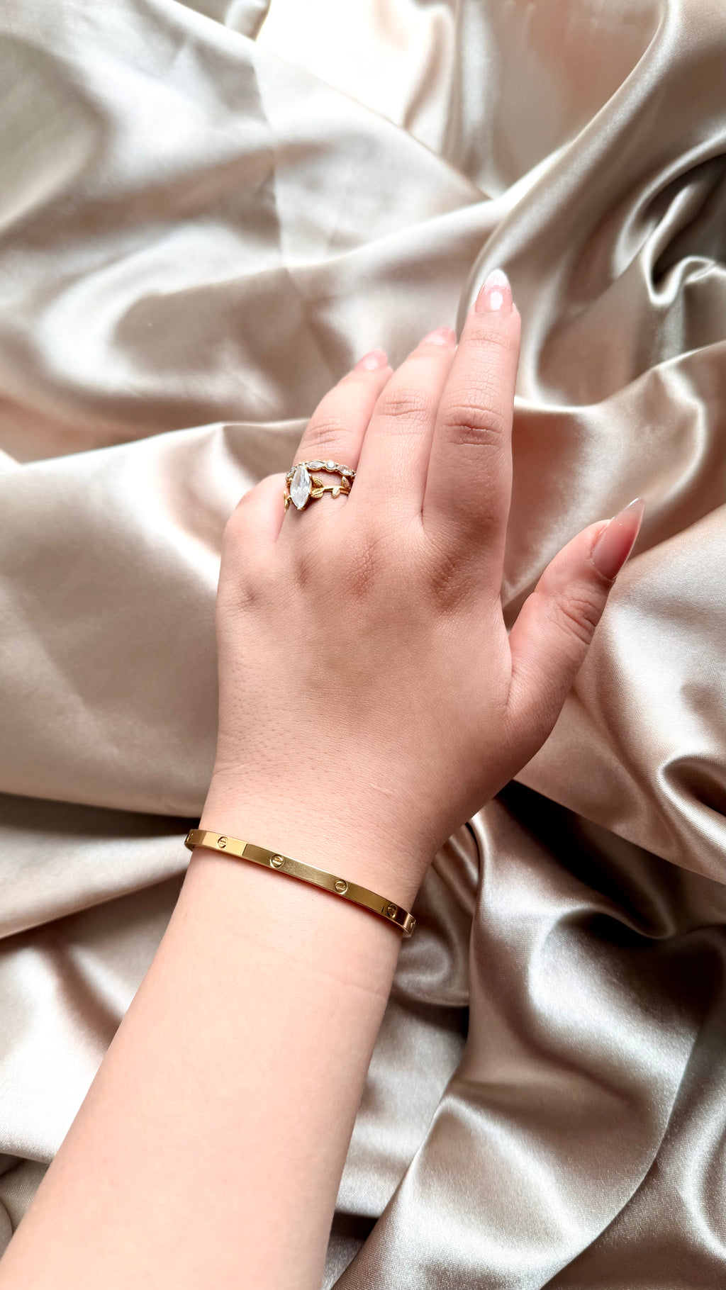 Slim Love Model Çelik Bileklik