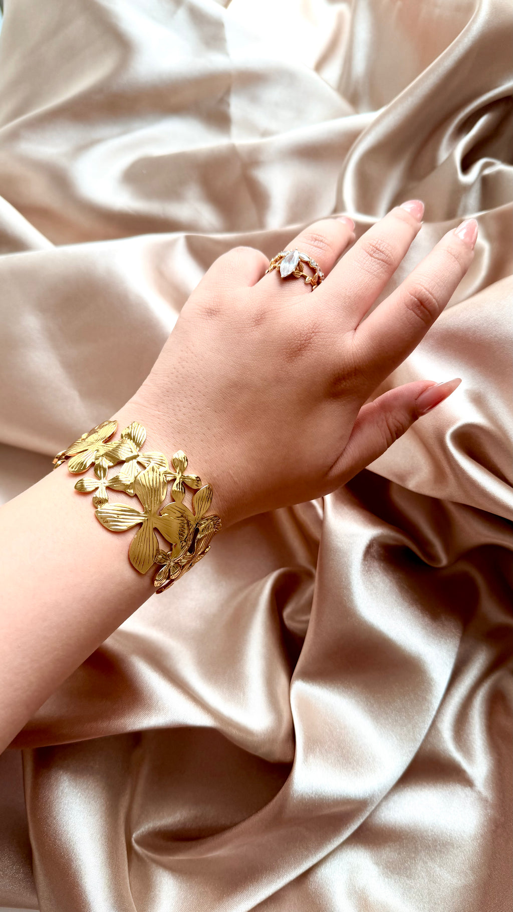 Flora Luxe Çelik Bileklik