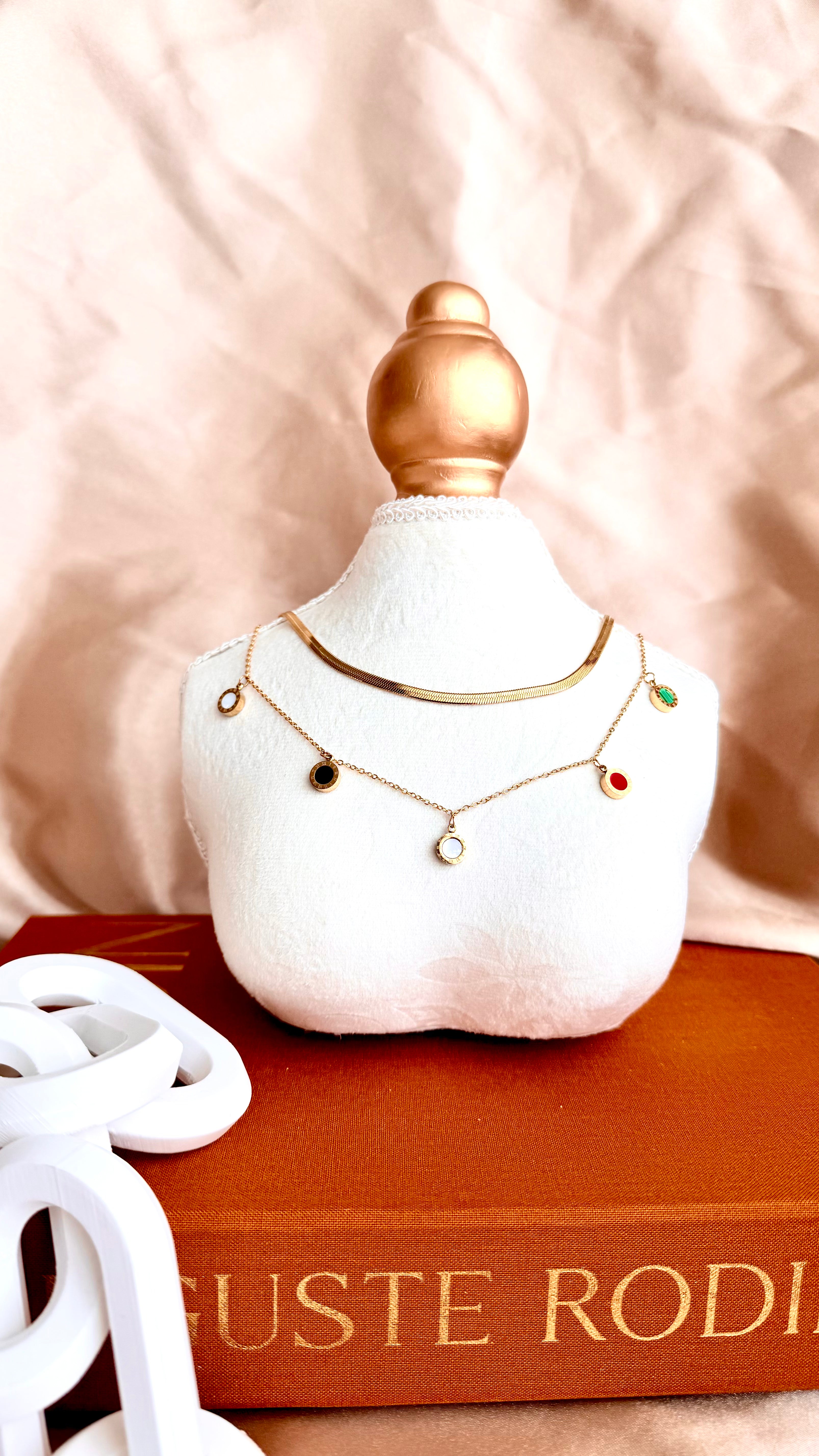 Çift Zincir Görünümlü Çelik Kolye